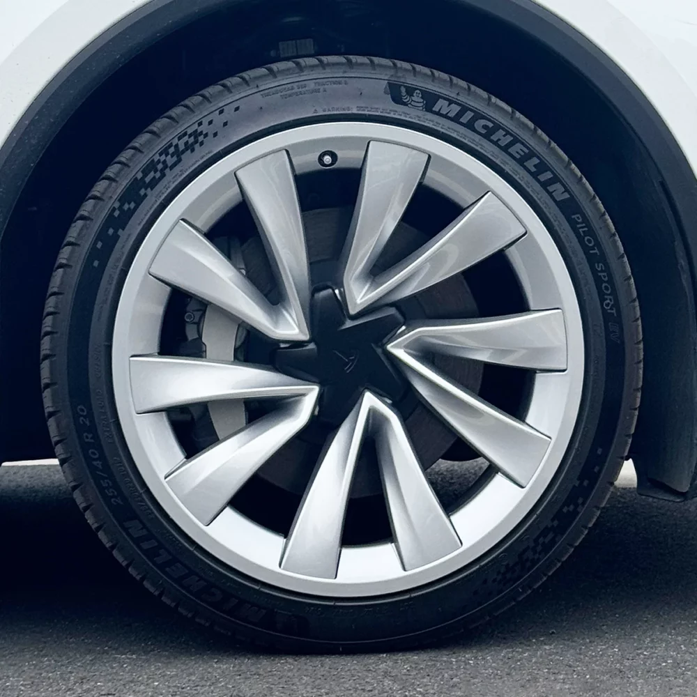 20" Helix Wheel Edge Cover ~ Model Y (2025) - Image 2